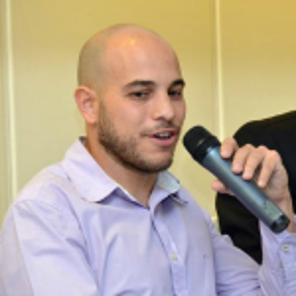 Luis Morales